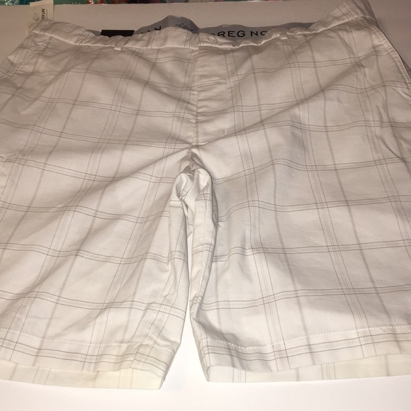 Greg Norman for Tasso Elba shorts - Picture 4 of 5